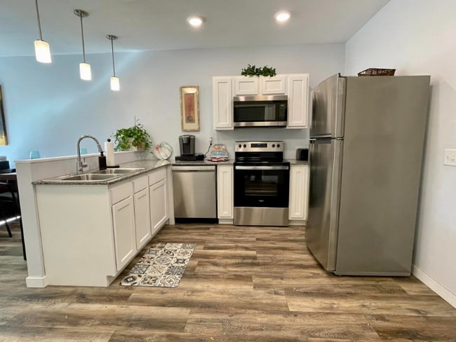 Photo - 1509 Marshall Ave Unit 211