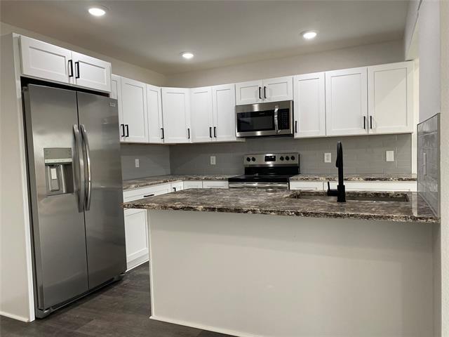 Photo - 365 Sunnyside Dr