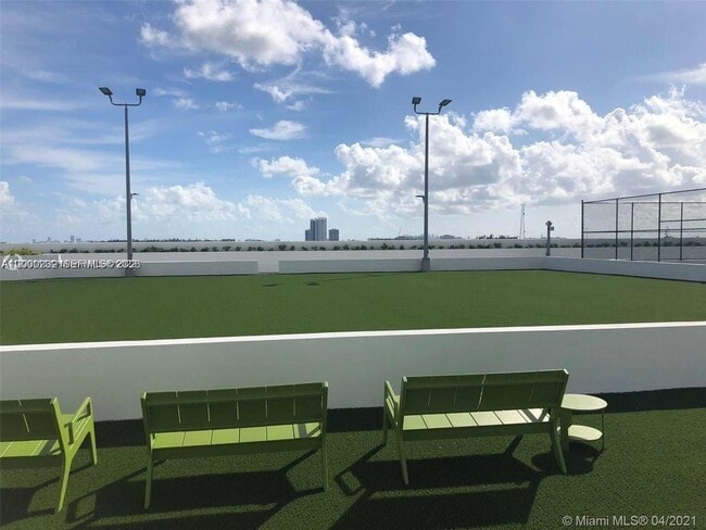 Photo - 16385 Biscayne Blvd Unit 3019