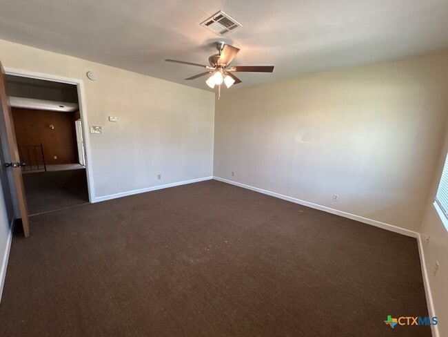 Photo - 310 Prather Dr