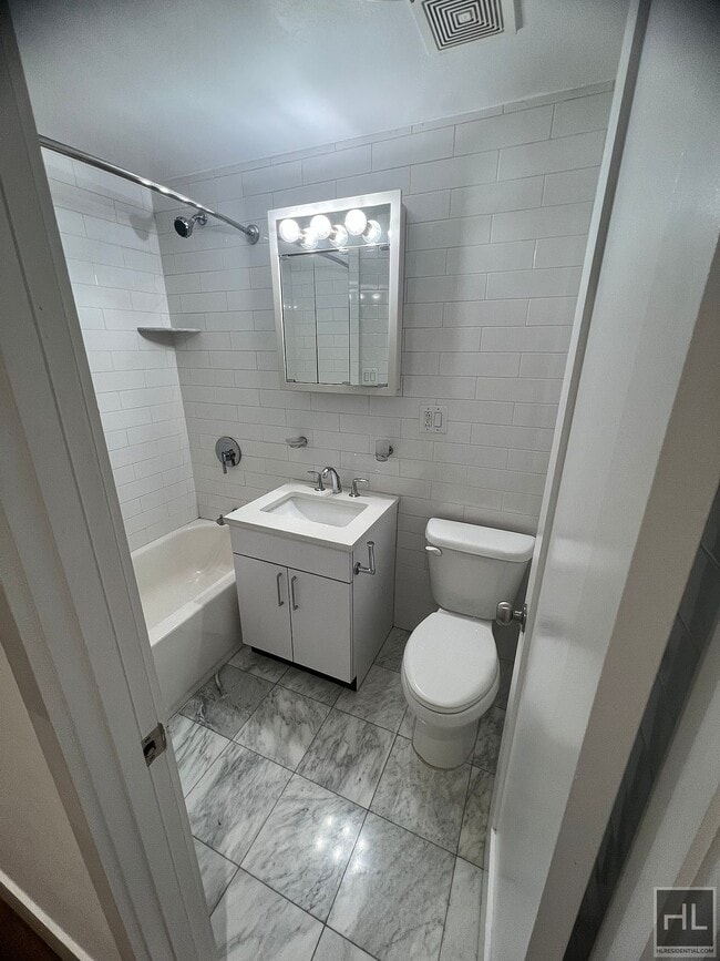 Photo - EAST 49 STREET Unit 4A