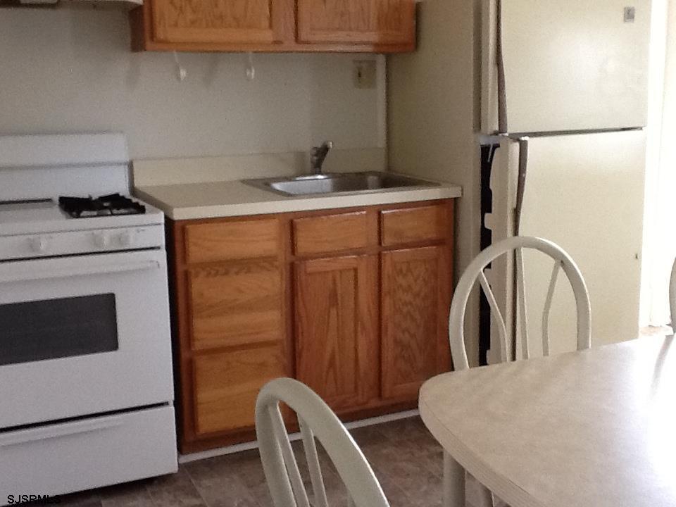 Photo - 9317 Monmouth Ave Unidad C