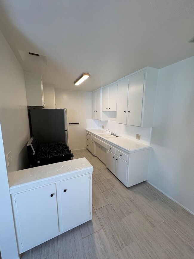 Photo - 7832 W Manchester Ave Unit 3