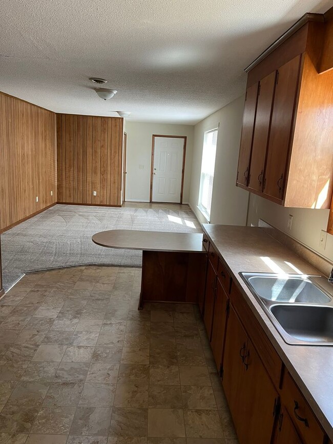 Photo - nlucas417 Unit 417-A North Lucas St