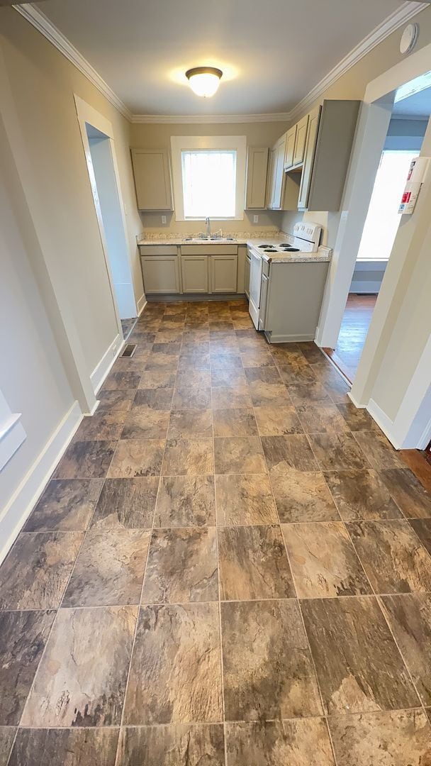 Photo - 1421 Roper Ave