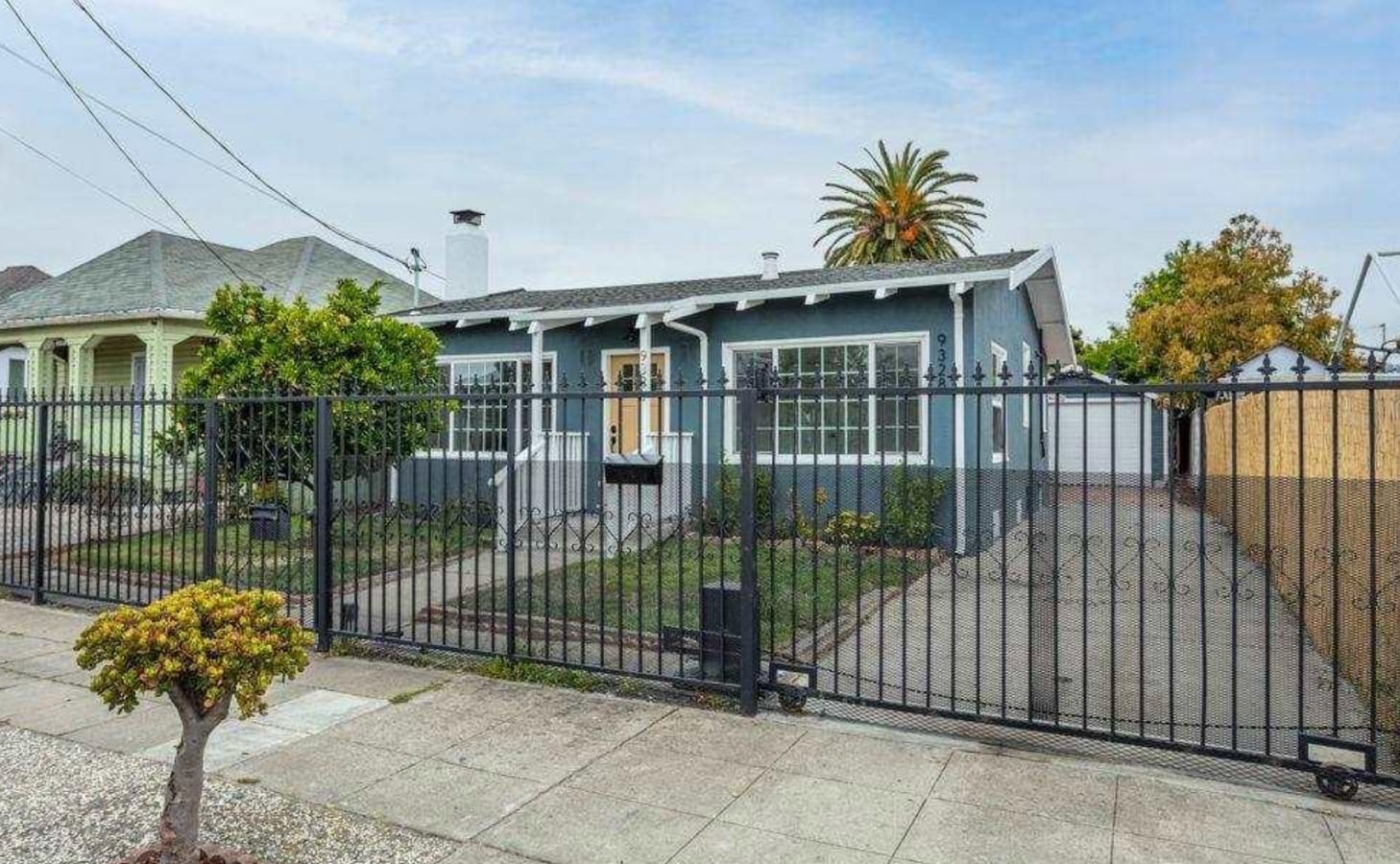 Photo - 9330 Birch St