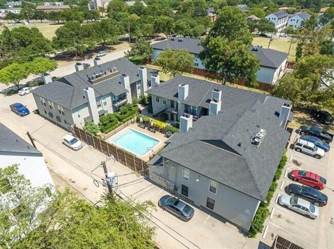 Building Photo - Beautiful 1 bed 1 bath apartment minutes a...