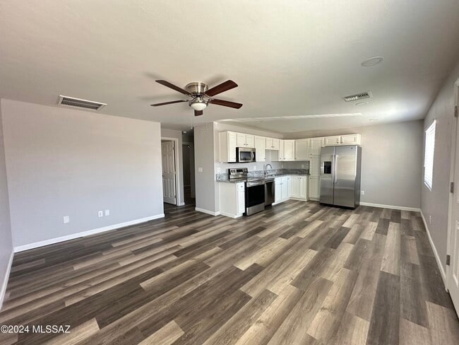 Photo - 1045 E Halcyon Rd