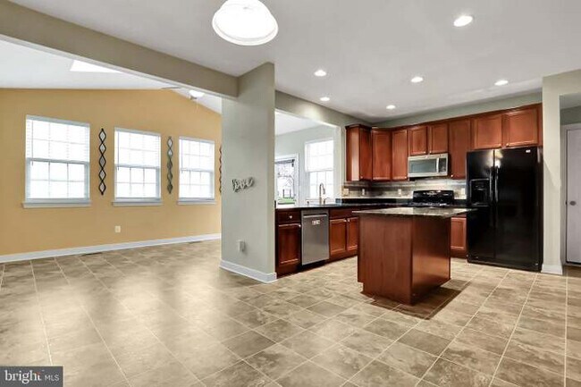 515 Waterdale Dr