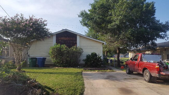 Photo - 631 J St Unidad 2