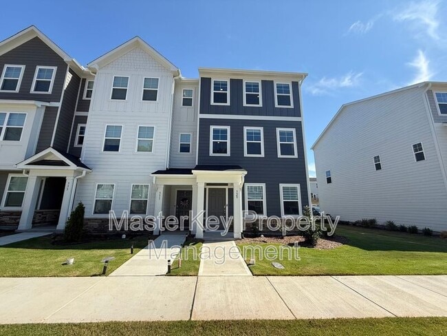 Building Photo - 329 Deercroft Dr Rental