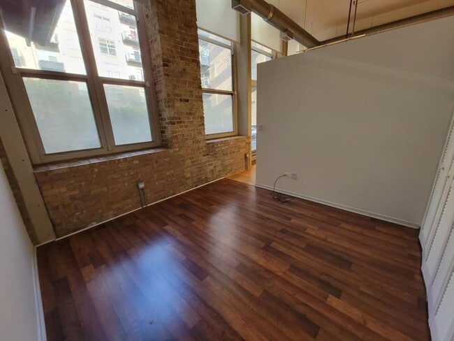 Photo - 417 S Jefferson St