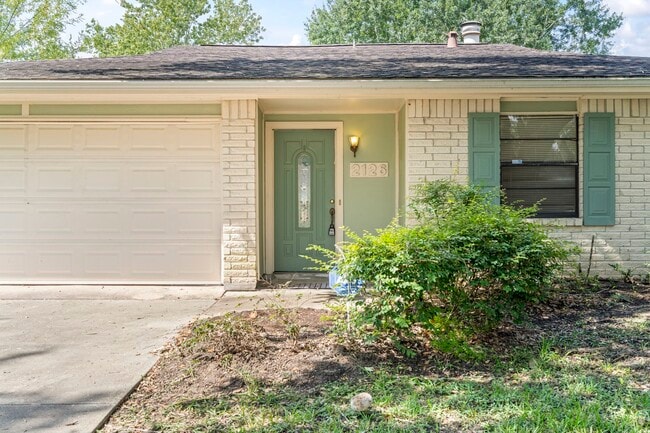 Building Photo - 2126 Turtle Creek Dr Rental