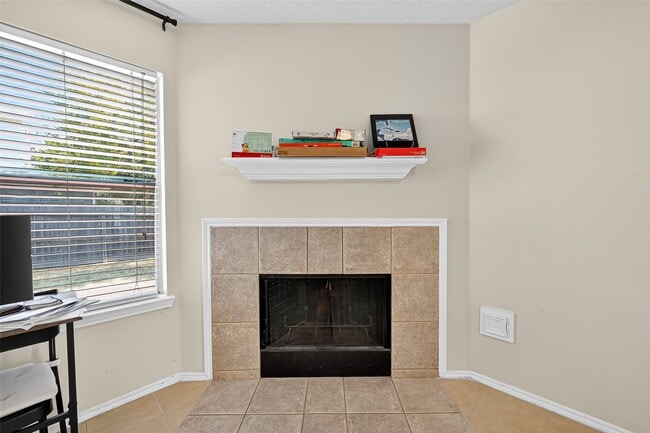 Photo - 11902 Rolling Stream Dr