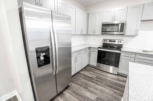 Photo - Founders Pointe Apartments