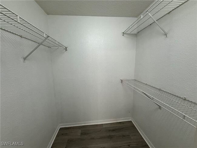 Building Photo - 11521 Villa Grand Unit 910