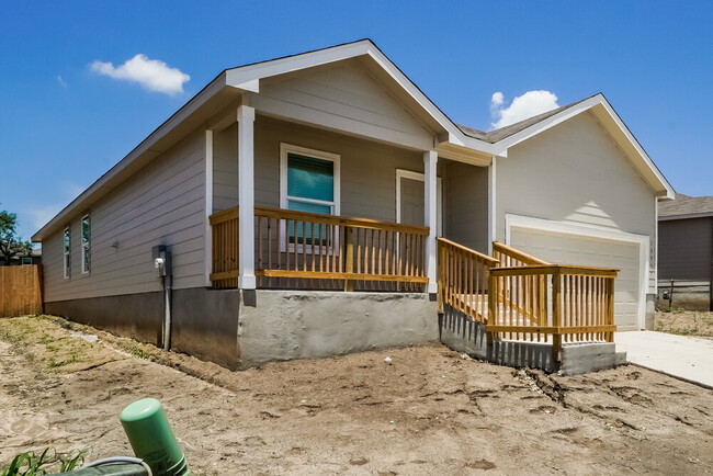 Photo - 13937 Reservoir Dr