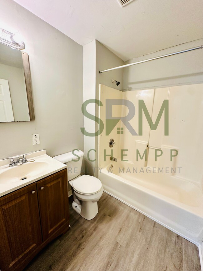 Photo - 2 Bedroom Single-Family Home in the Portland Area. Section 8 welcome!