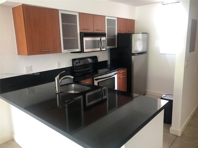 Photo - 750 NE 64th St Unidad B401