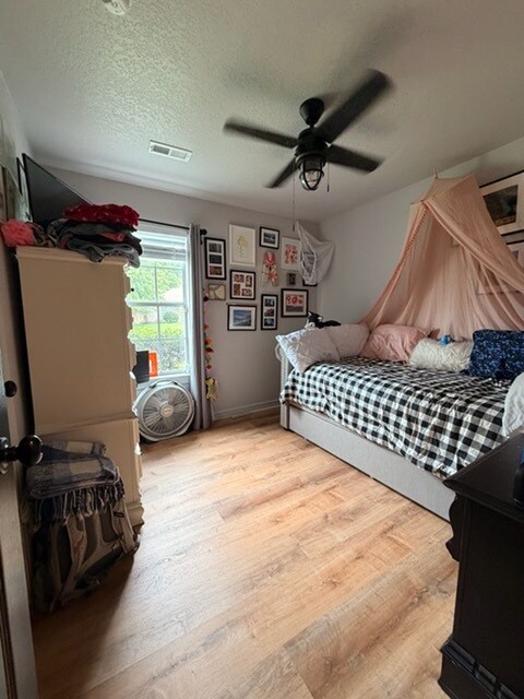 Photo - 833 S Eastview Dr