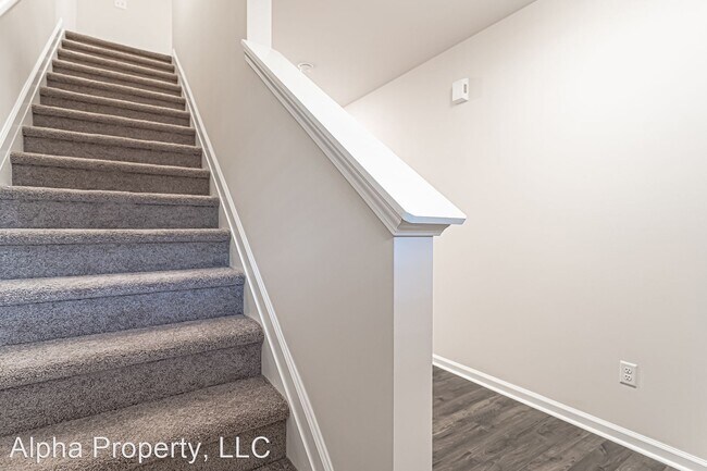 Photo - 3 br, 2.5 bath House - 27 Apricot Ln