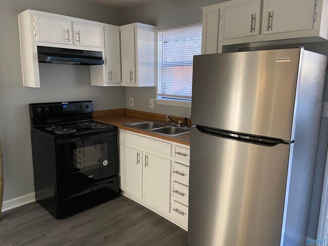 3702 Penny St SW Unit B