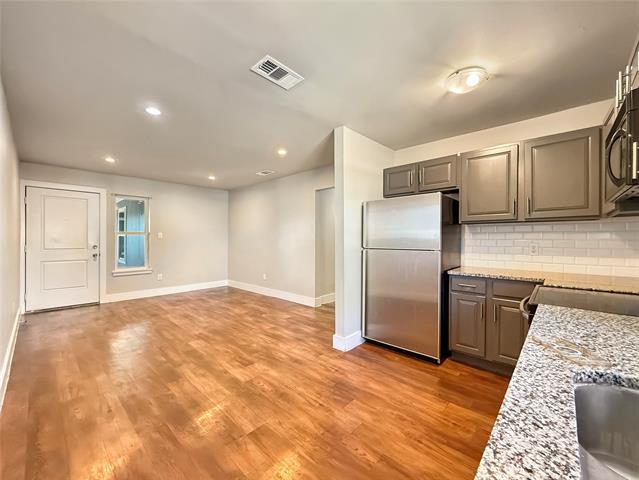 Photo - 740 Edgemont Ave Unit 204