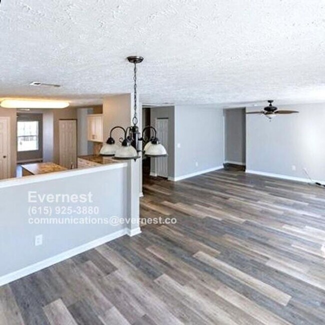 Photo - 432 Elderberry Way