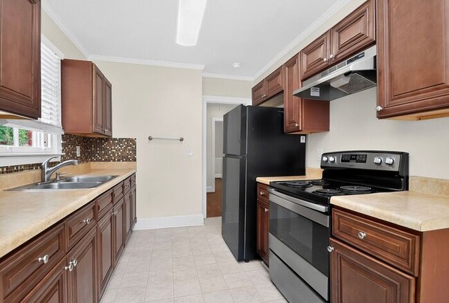 Well Maintained 2BD/1BA Brick Home in Charlotte, NC!