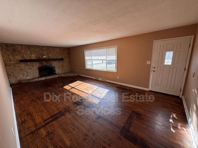 Photo - 4828 Betsy Dr