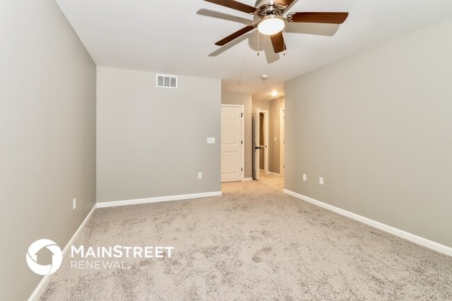 Photo - 2109 Paddle Wheel Dr