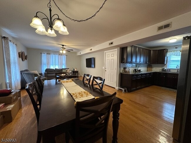 394-396 Sussex St