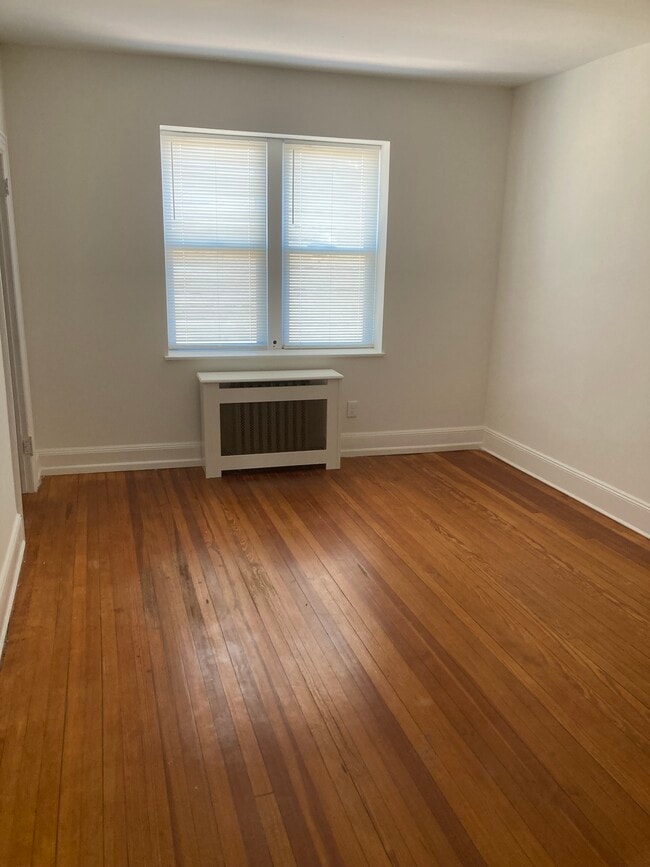 Photo - 73 E Main St Unit Apartment B