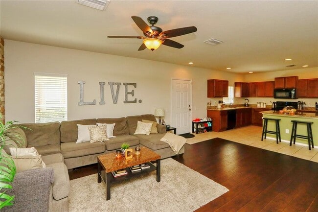 Photo - 4724 Somerset Hill Ln