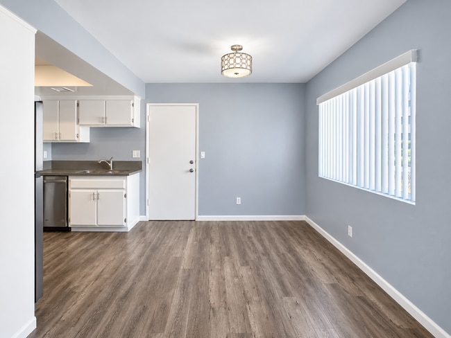 Photo - 20703 Roseton Ave Unit 1