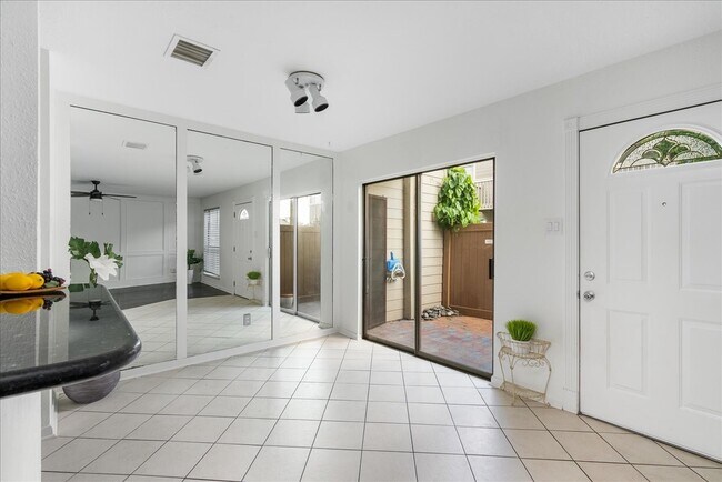 Photo - 2379 Briarwest Blvd