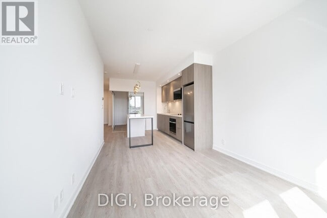 Photo - 485 Perth Ave Unit W320