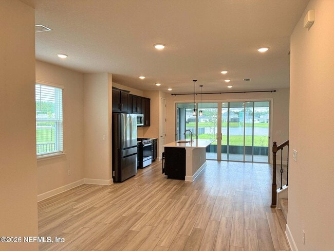 Photo - 47 Winged Elm Ct