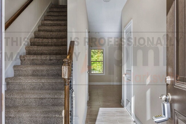 Photo - 402 Shelby St