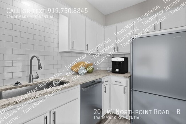 Photo - 201 W Northpoint Rd Unit B