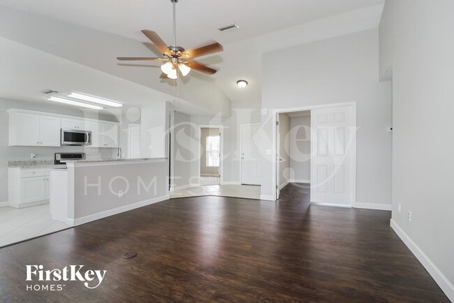 Photo - 12025 Larson Ln