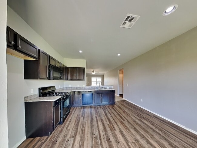 Photo - 11709 NW 134th St