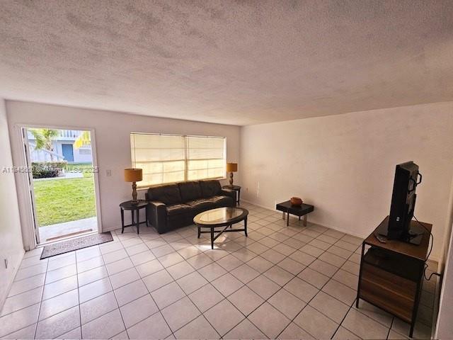 Photo - 5112 Hollywood Blvd Unit 2