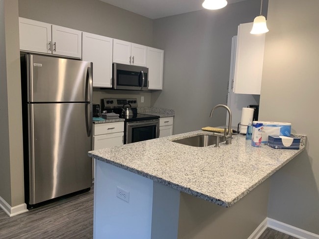 Photo - Parkway Luxury Apartments