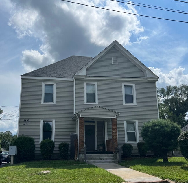 Building Photo - 1412 Moorman Ave NW Rental