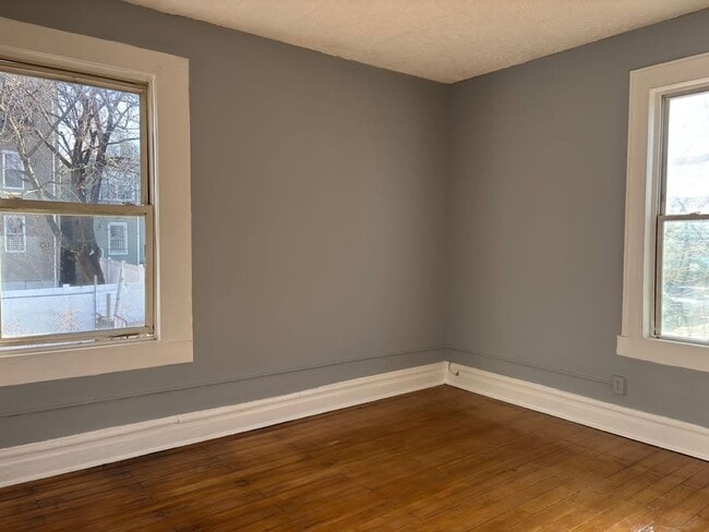 Photo - 702-704 S 19 St. Unidad 2R