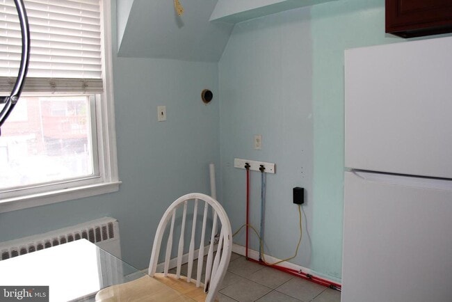 Photo - 4983 Whitaker Ave