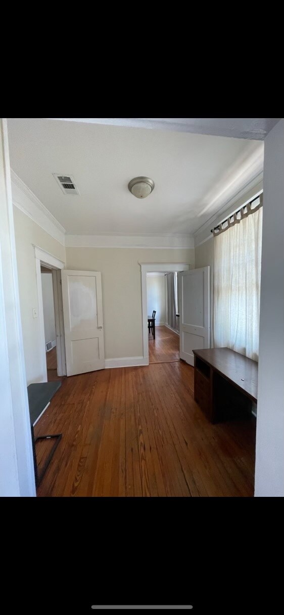 Photo - 1415 Broadway St