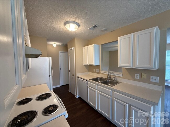 Photo - 7037 Breeders Cup Cir