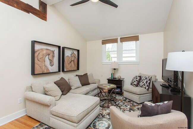 Photo - 48 Union Ave